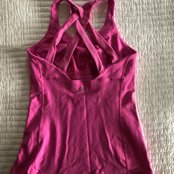 Lululemon tank - Picture 2 of 2